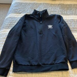 Adidas 1/4 zip black sweatshirt. Boys 9-10,Black. Like new, excellent condition.